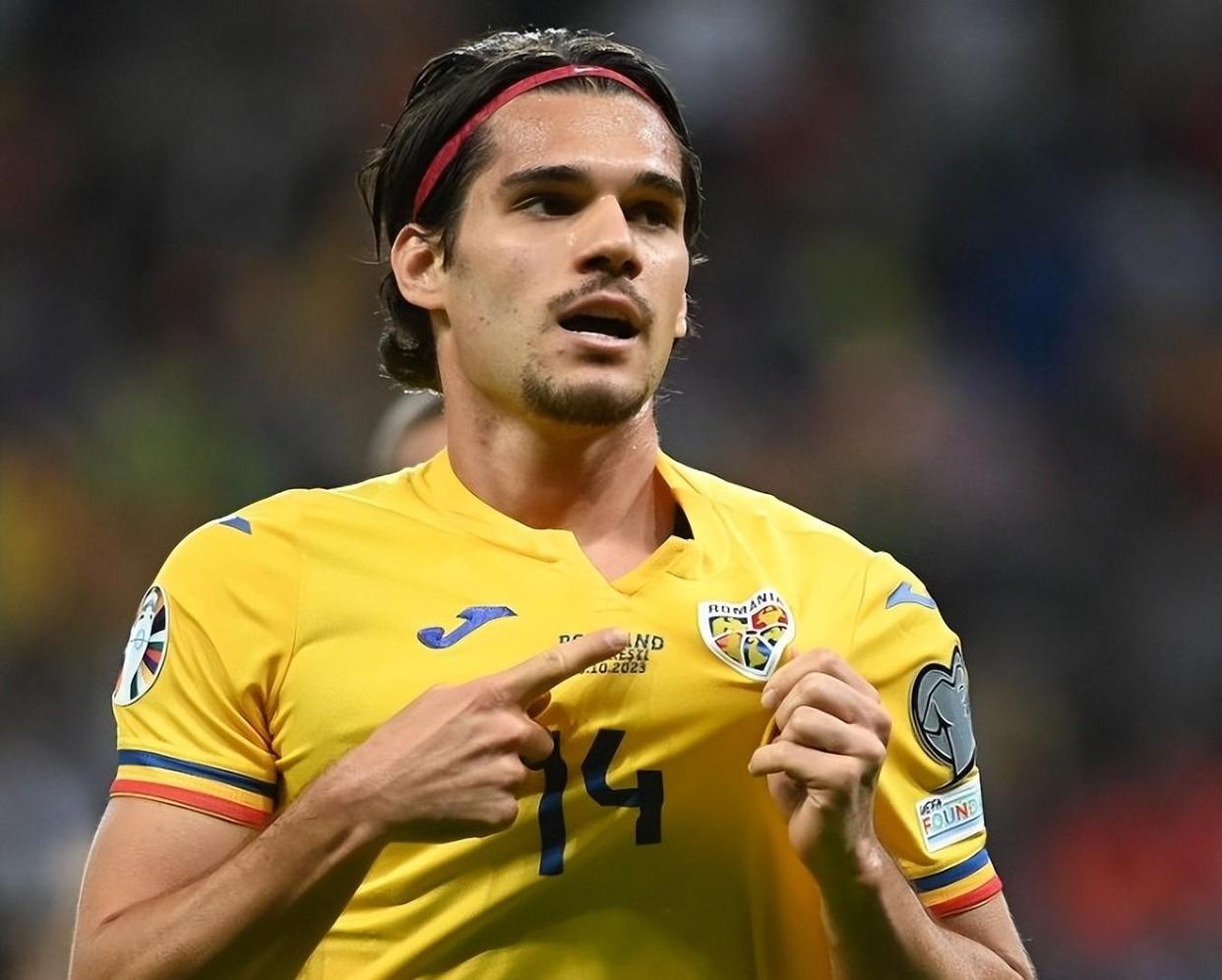 开云下载-罗马尼亚队在欧预赛中稳操胜券！