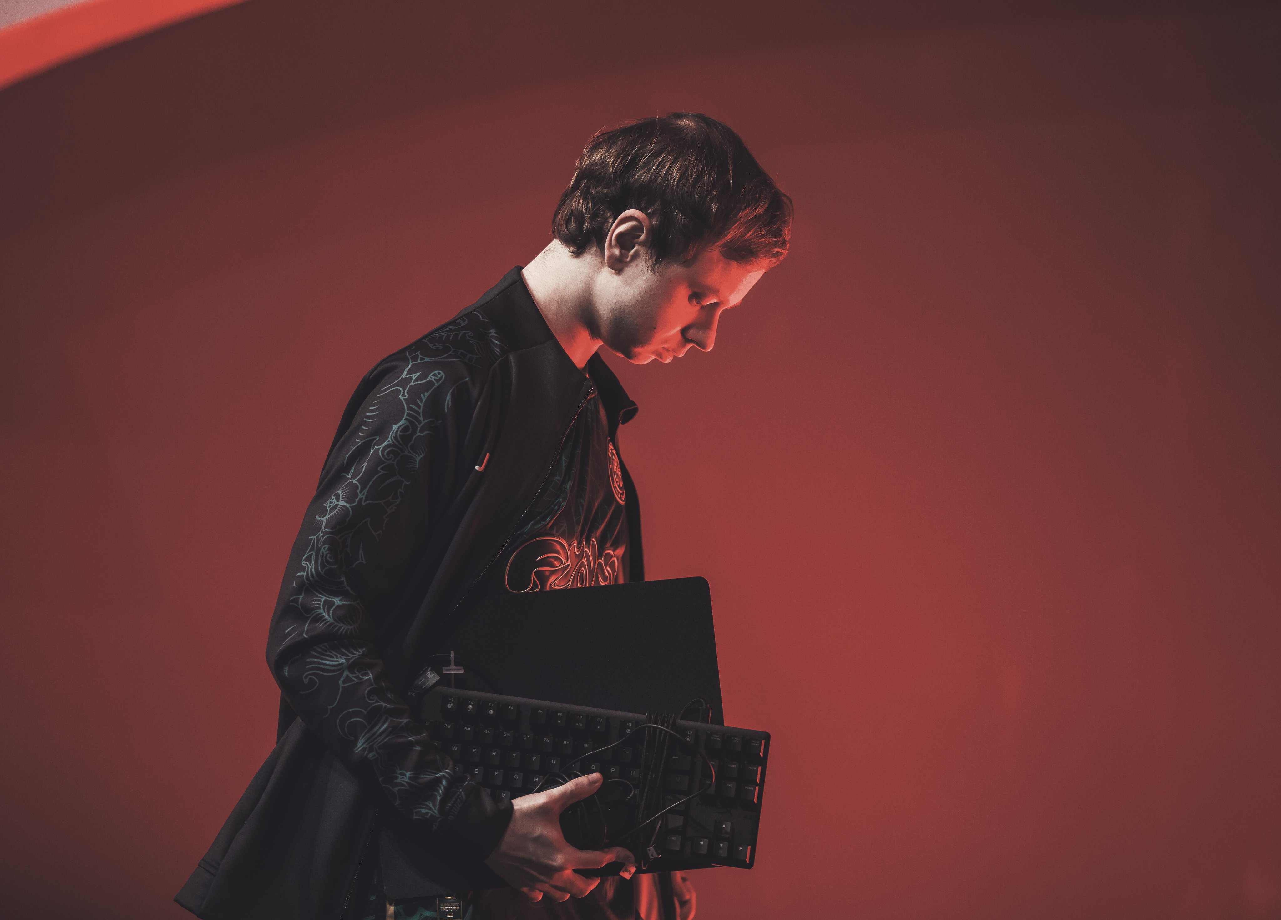 开云APP-LGD碾压FLY，Jankos完成史诗逆转全球总决赛2:1（釜山）