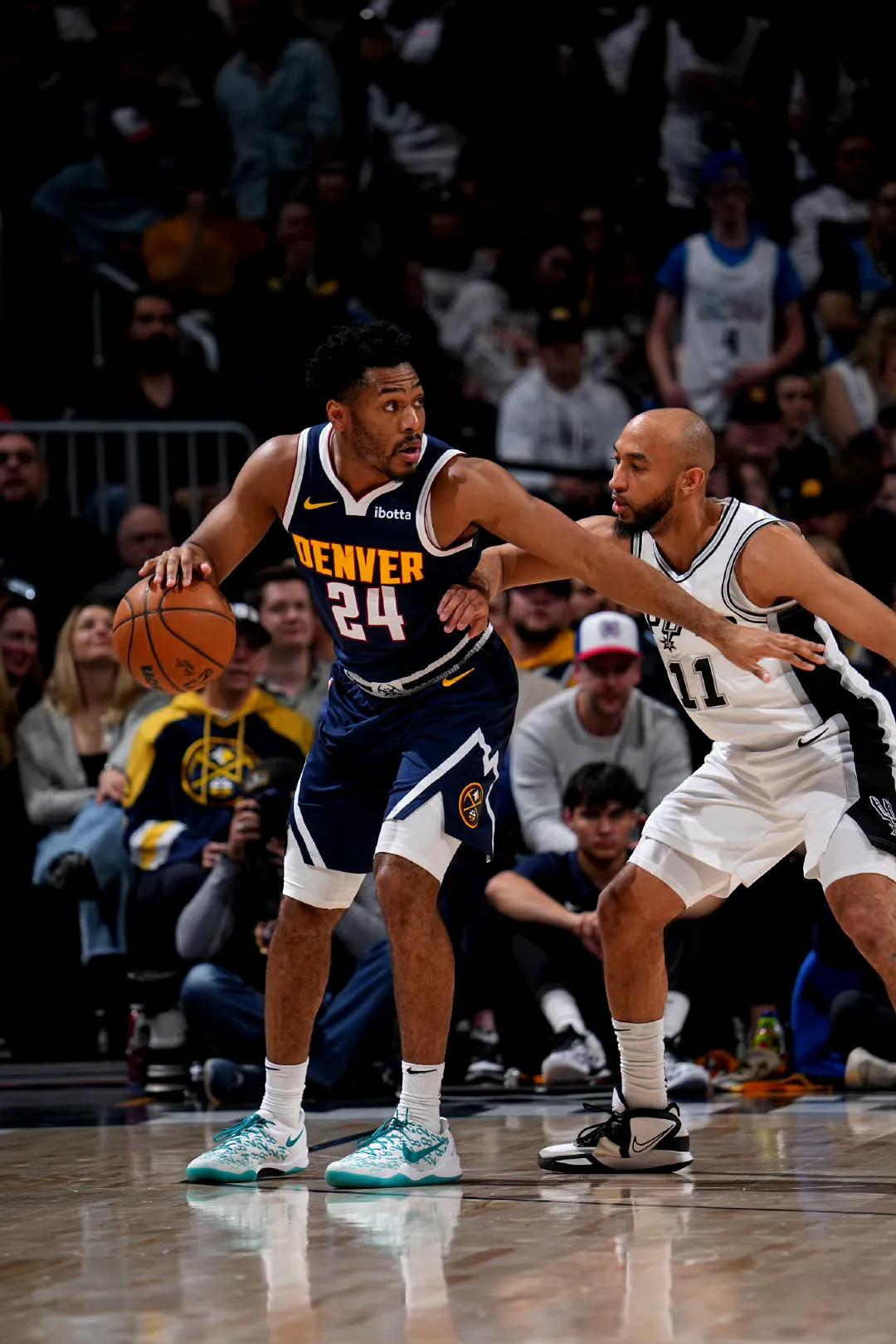 马刺再胜黄蜂,豪取三连胜 马刺再胜黄蜂,豪取三连胜