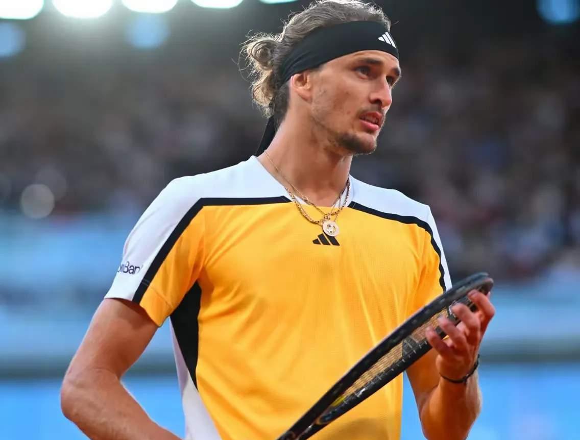 关于法国网球队鏖战英国网球队，兹维列夫爆发神勇的信息