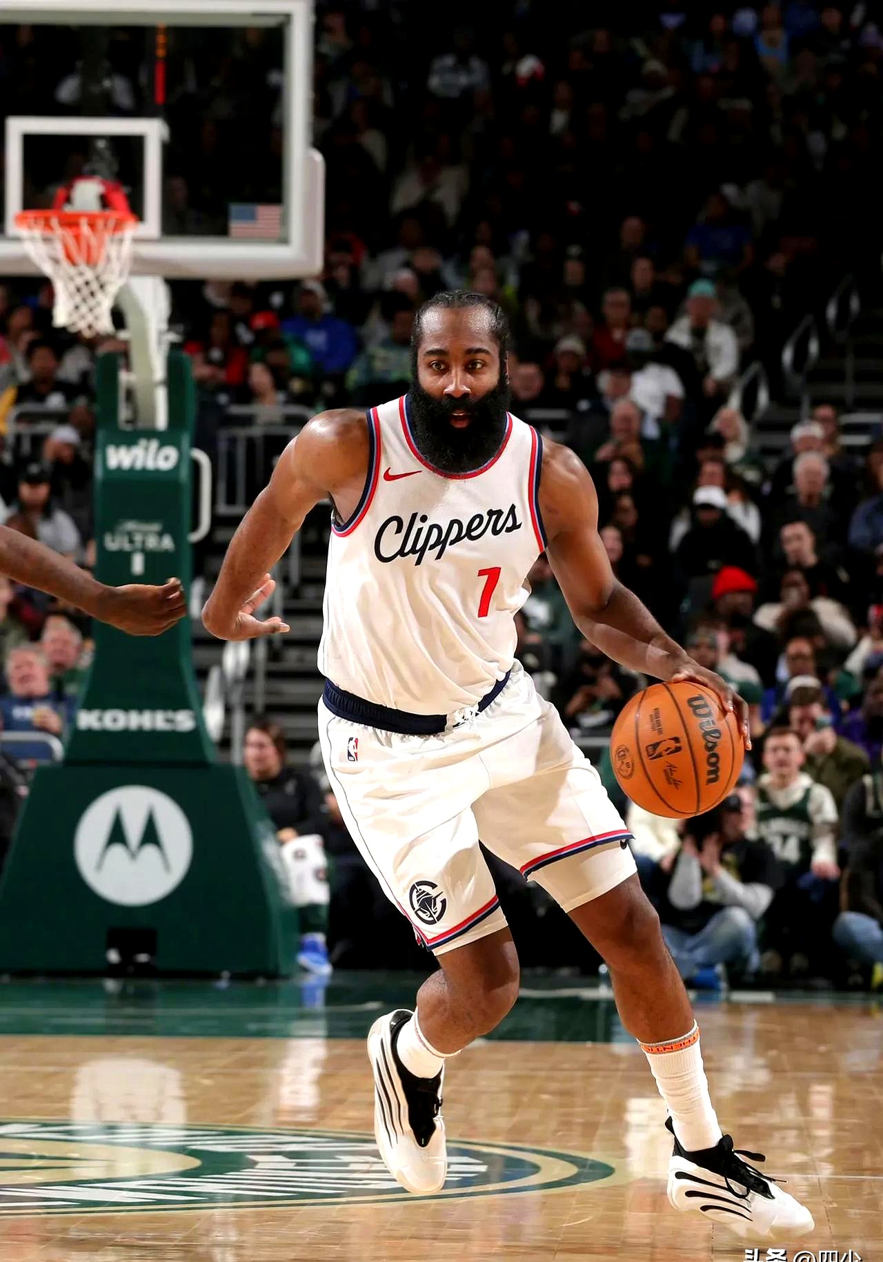 快船再胜灰熊继续保持态势 快船再胜灰熊继续保持态势