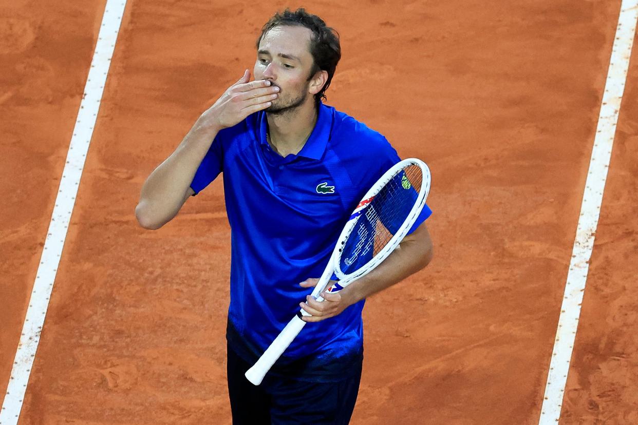 开云体育APP下载-德国网球队翻盘欧洲网球队,梅德韦杰夫统治全场的简单介绍