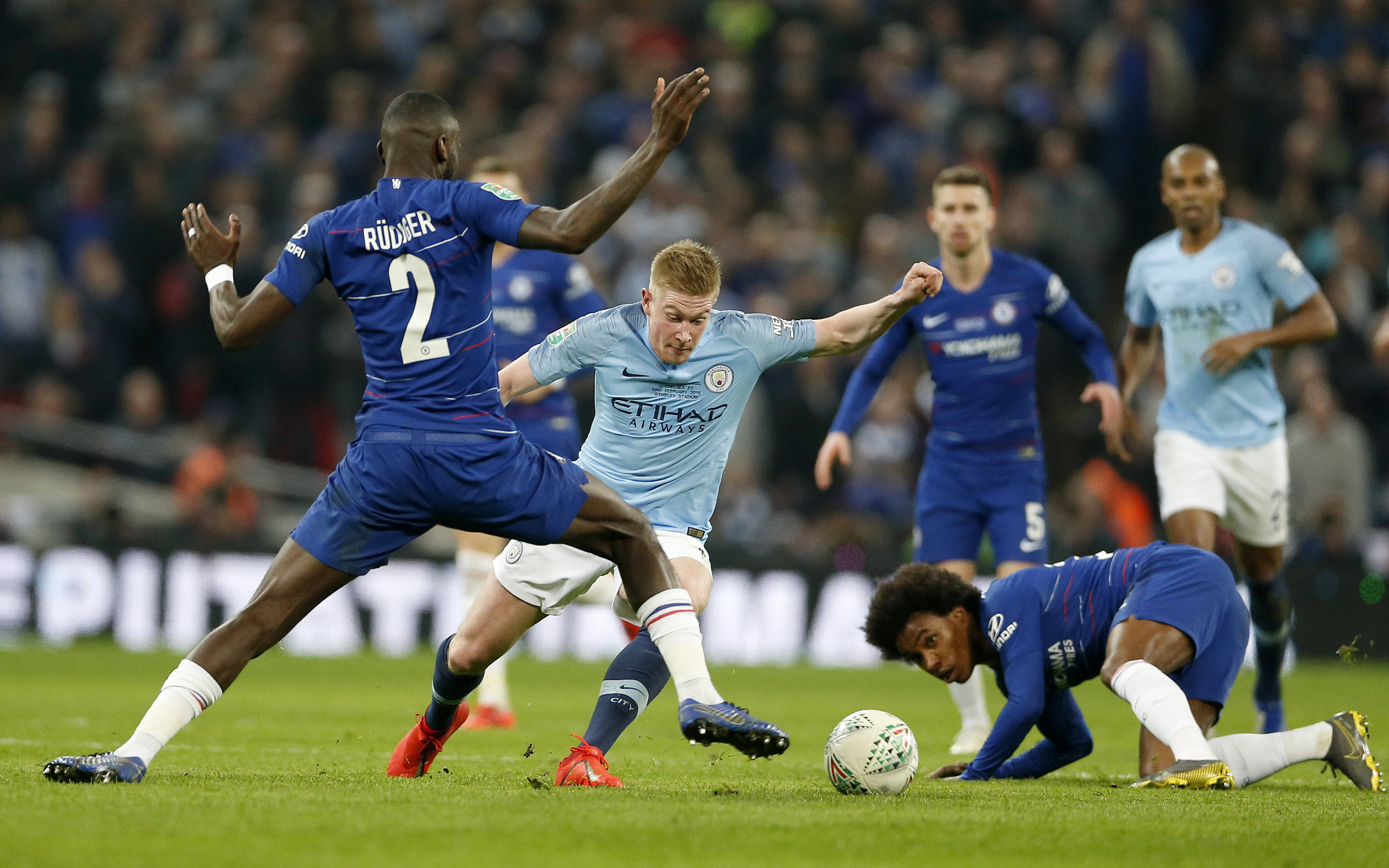 关于冷门频出!英超战况跌宕起伏的信息 关于冷门频出!英超战况跌宕起伏的信息