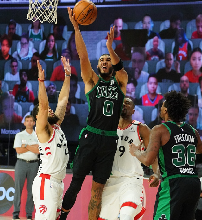 开云体育app-猛龙横扫浙江队,约基奇扛起全队