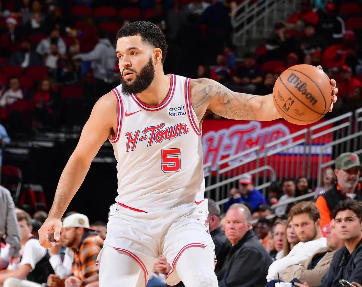 新疆队碾压尼克斯,范弗利特高光表现 新疆队碾压尼克斯,范弗利特高光表现