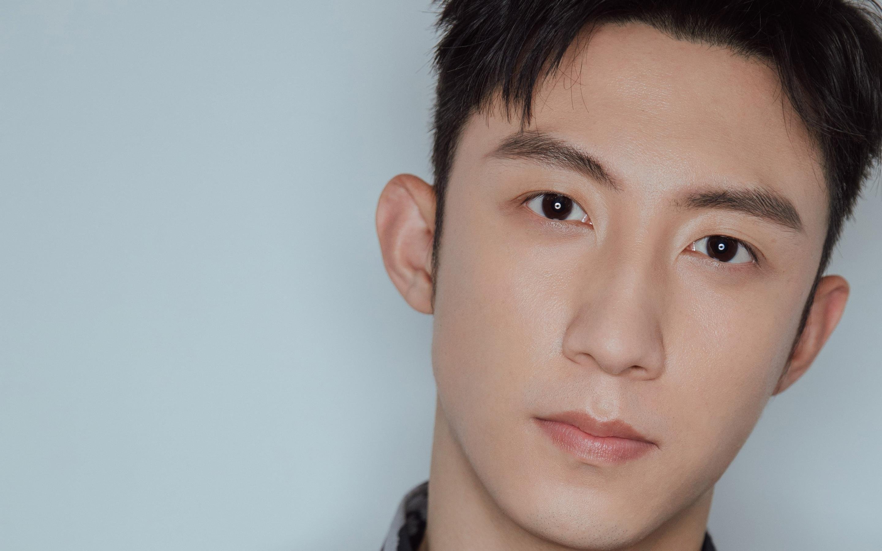 街道琴键上的爵士乐章,当钢铁洪流压过雷霆万钧